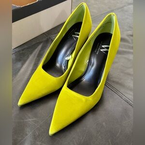 Worthington Green Pumps